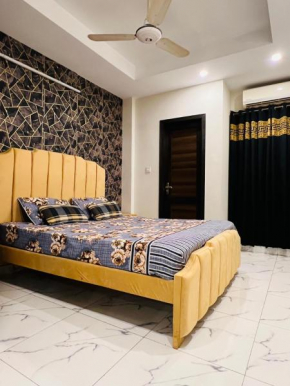 Luxury one bed apartment E-11